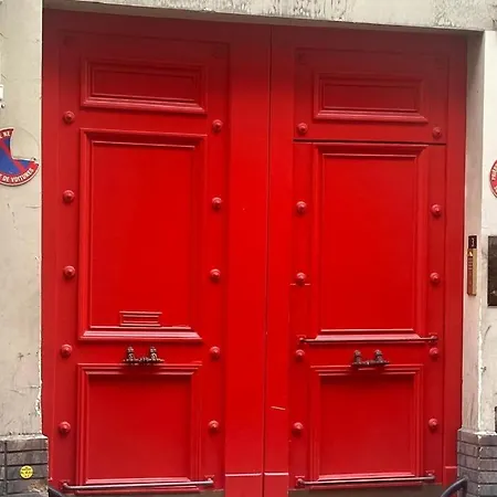 Superbe Porte Saint Martin Paris