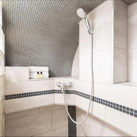 Apartment Superbe Porte Saint Martin